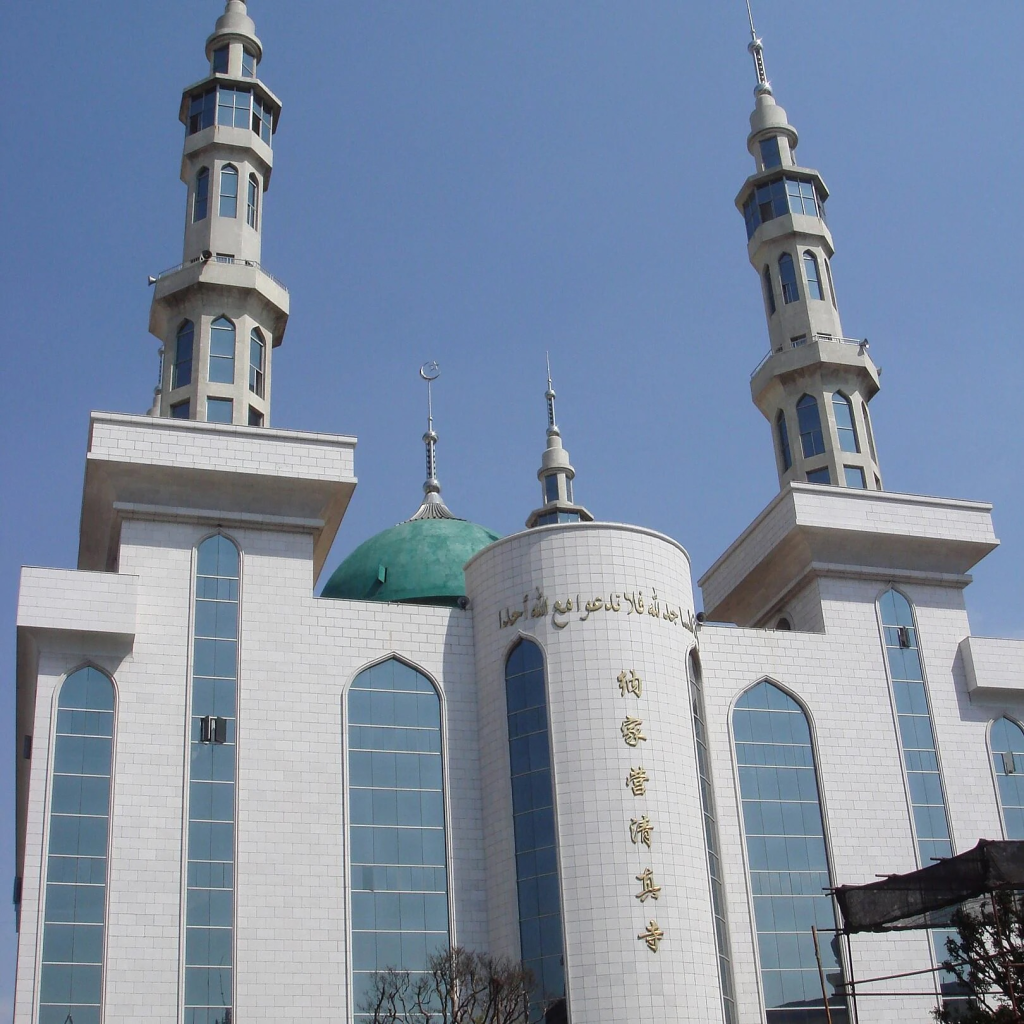 Thousands of Chinese Muslims Protest Planned Demolition and “Sinicization” of Mosques in China’s Yunnan Province